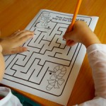 3 easy Christmas Games for Kids Santa-Maze